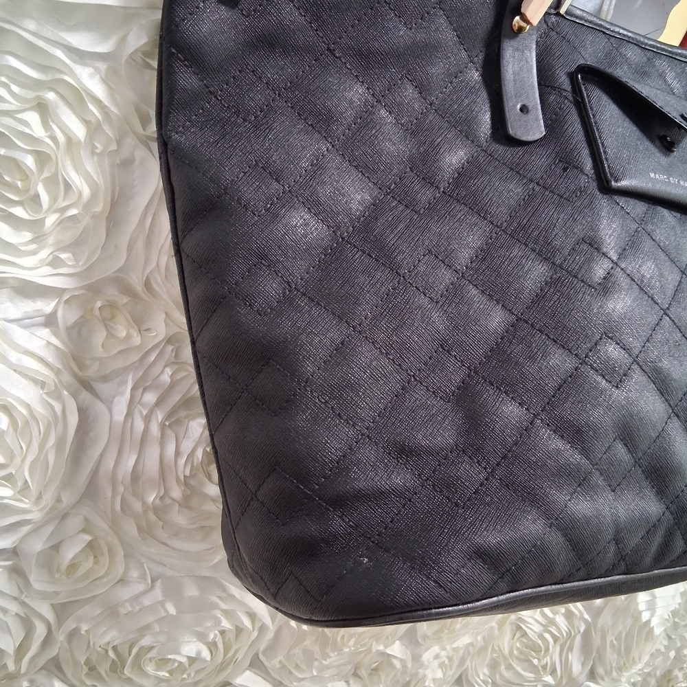 Marc by Marc Jacobs Black Quilted Leather Tote with Front Pocket HANDLES REPLACE - Picture 4 of 10